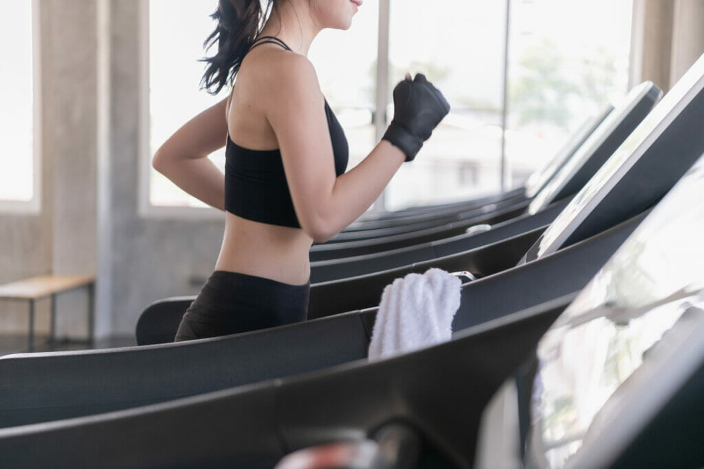 life fitness club series + treadmill review
