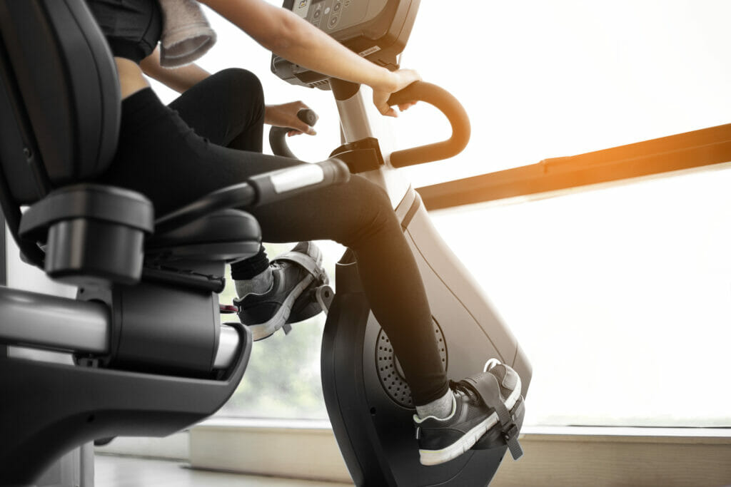 life fitness club series + recumbent lifecycle review